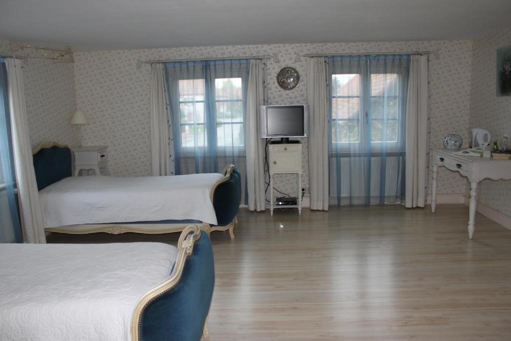 Chambres D'Hotes "Aux Portes De L'Alsace" Suarce Værelse billede